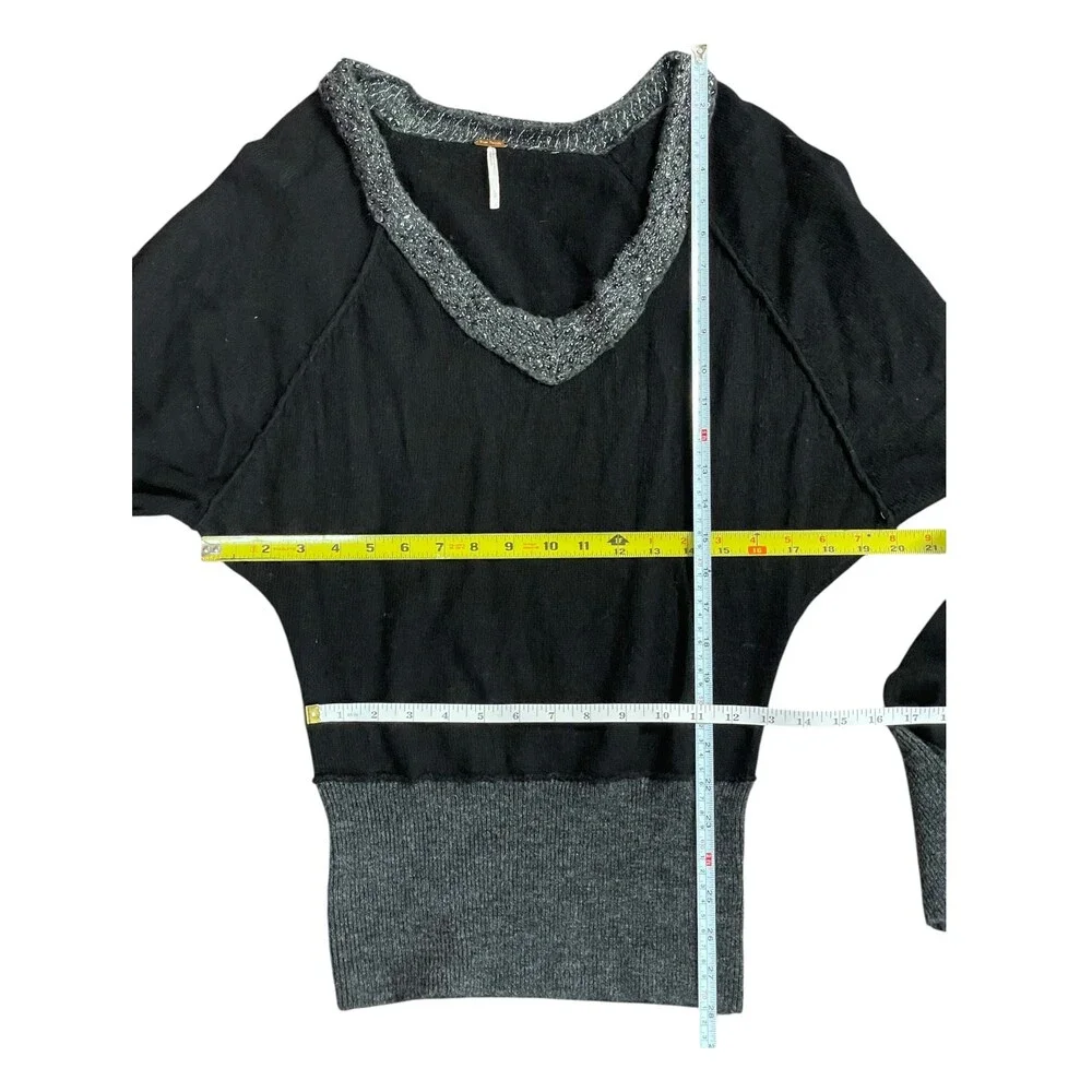 Free People Deep V Neck Sweater. Large. Wool Blend slouchy grey gray black shiny